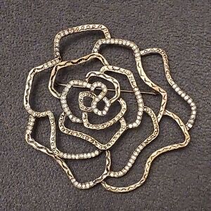 Elegant Gold Rose Brooch with Crystal Accents